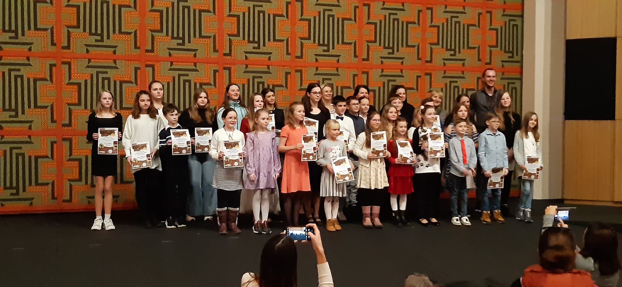 děti recitují básničky